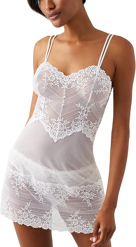Wacoal Embrace Lace Chemise, Style # 814191